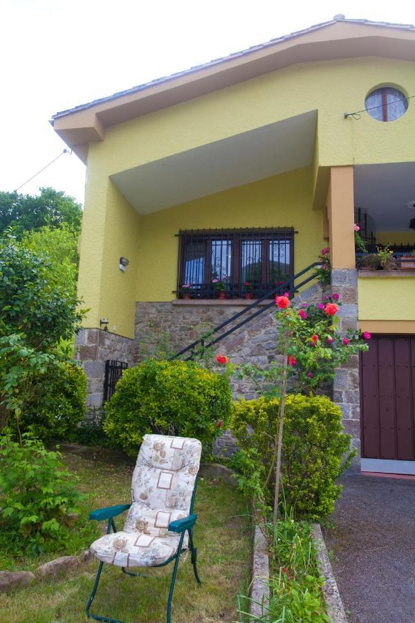 Villa Teresa Onís Exterior foto